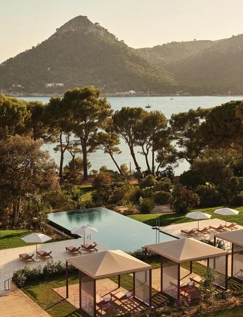 马卡介绍皇马美国住宿条件：下榻五星级度假村